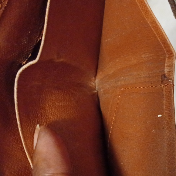 ✨️LOUIS VUITTON MONOGRAM ELISE WALLET - Picture 6 of 16